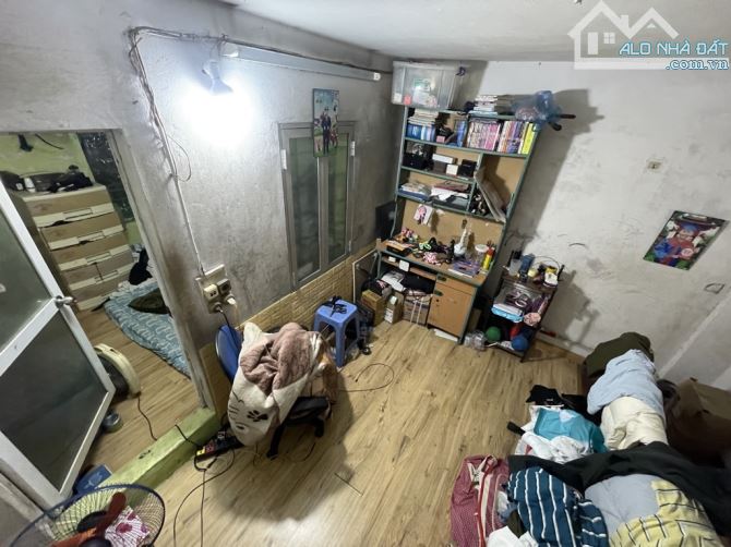 Bán nhà khu vực đội Cấn Diện tích 25/25mx3tang.mặt tiền 3,4m.dài 7,25m