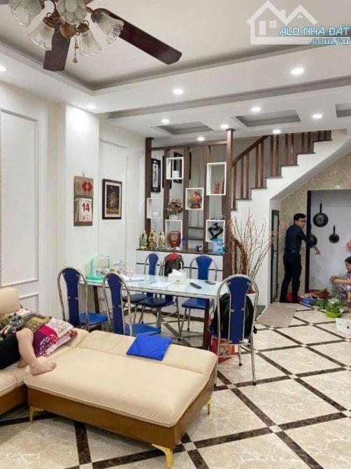 NGÕ 254 THÔNG GỐC ĐỀ PHỐ MINH KHAI – GIÁ HỢP LÝ