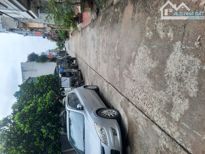 ĐẤT PHÂN LÔ VỈA HÈ ngọc hồi mới 43M NHÀ 3 TẦNG HƠN 5