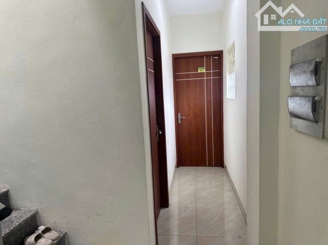 Bán CCMN Mới 6 tầng/18p/80m2 tạo dòng tiền gần 100t/tháng- TT Trâu Quỳ- HV Nông Nghiệp VN