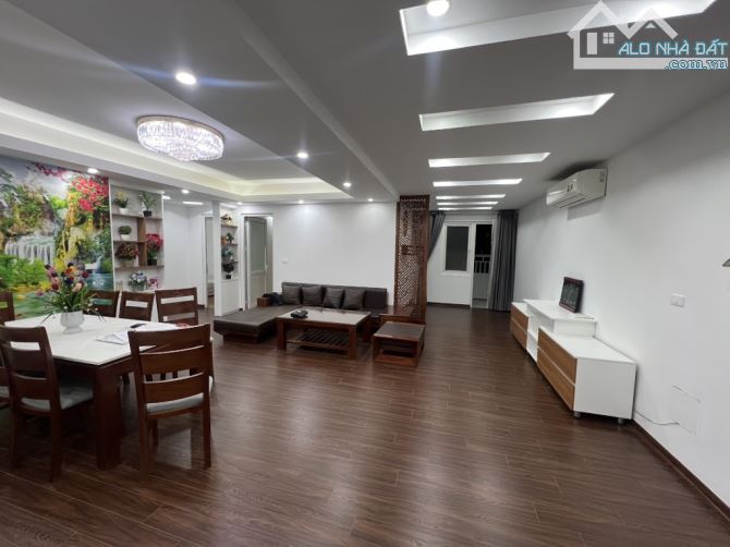 Bán căn góc 132m² – chung cư 197 Trần Phú – Hà Đông – gần Metro