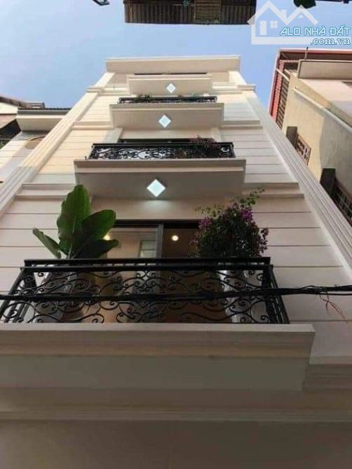 Bán nhà riêng 5,8 tỷ, 38 m2, 3PN + 4 WC/PT tại Đông Ngạc, Bắc Từ Liêm, Hà Nội