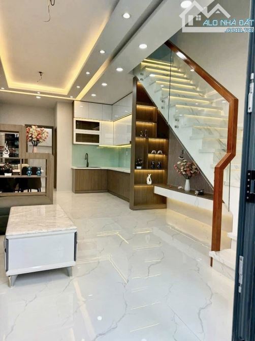 NHÀ ĐẸP 2 CĂN RIÊNG – HUỲNH TẤN PHÁT Q7 – DÒNG TIỀN 23TR/THÁNG – CHỈ 8.2 T Ỷ