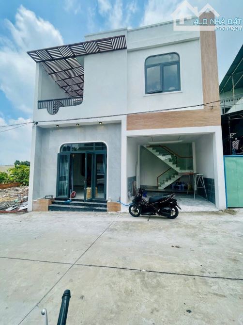 NHÀ LẦU SHR THỔ CƯ TP BIÊN HOÀ