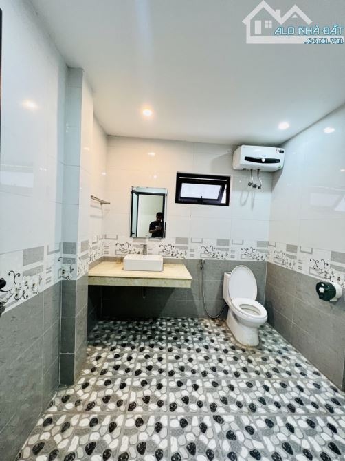 BỒ ĐỀ – 60M² – MT 4M – LÔ GÓC – 5 TẦNG THANG MÁY – GARA Ô TÔ – GIÁ HƠN 9 TỶ 🚗🏡