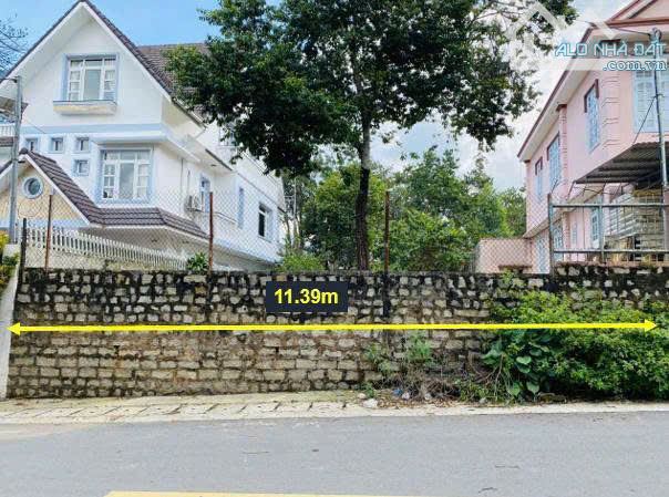 Đất biệt thự mặt tiền đường Ngô Huy Diễn, P5, Tp Đà Lạt. - 24 tỷ -  320m2