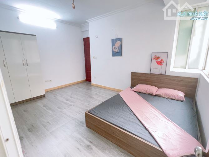 Căn Hộ Full Nội Thất Ngõ 44 Trần Thái Tông – Ở Ngay, Giá 4,2 Triệu/Tháng