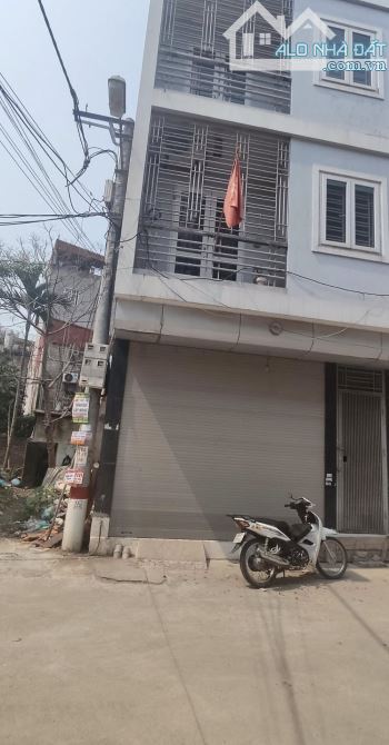 Cho thuê nhà ngõ oto Đại Đồng, 66 m2*3 tầng, 3 ngủ, 3 vệ sinh, 15 Triệu