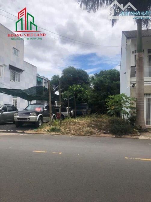 Bán lô đất 2 mặt tiền đường Ama Jhao Dt:5,7x20m (thổ cư 76m2) Tây tứ mệnh - giá 5,9 tỷ!!!