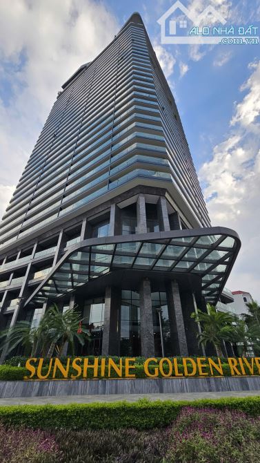 Chủ cần bán gấp căn 141m2, giá 15,5 tỷ bao phí, Sunshine Golden Rive, 3 ngủ 2 vs, Full nội