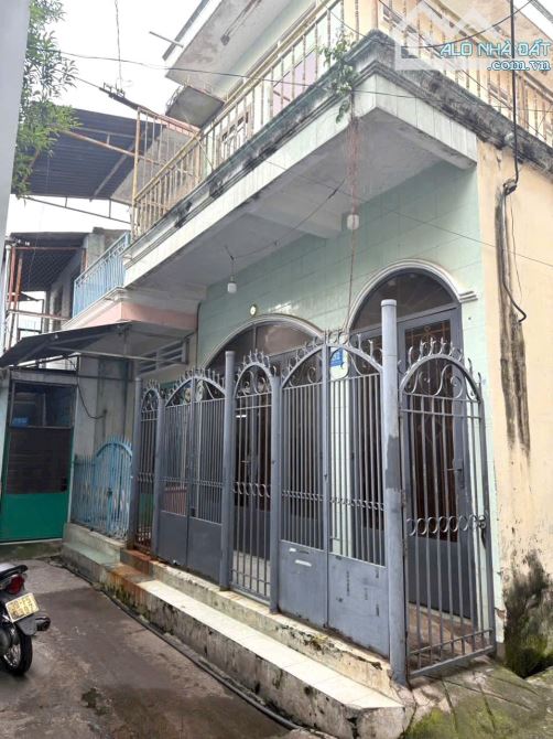 Bán NHÀ 1 TRỆT 1 Lầu 37m2 sổ riêng thổ cư (P Trung Dũng) chỉ 1,650 tỉ