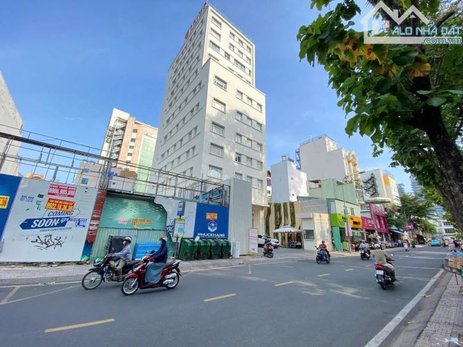 Bán tòa nhà bệnh viện MT Kỳ Đồng P9 Q3, DT 17x35m CN 583m2, 2 Hầm 12 tầng, giá 460 tỷ