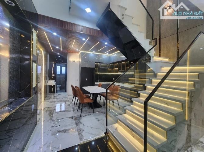 💥 NHÀ 3 TẦNGFULL NỘI THẤT,ĐƯỜNG 7,5 HOÀ XUÂN, ĐÀ NẴNG  💥