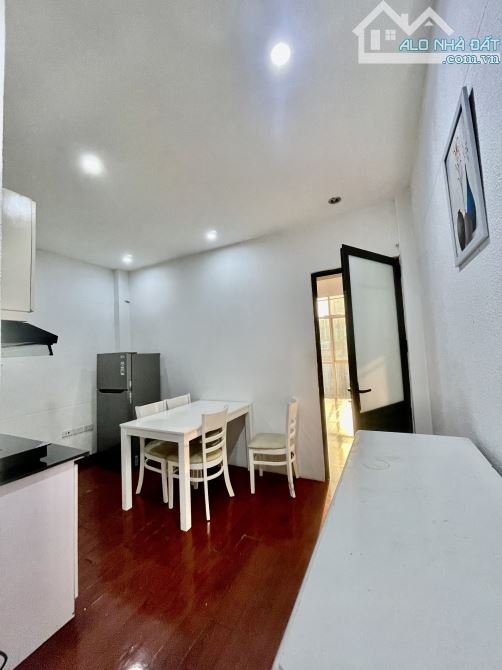 CHO THUÊ CĂN HỘ TẠI ĐỊA CHỈ 51 HÀNG CHÁO - MẶT PHỐ - 50M2 - 1N1K ĐỦ ĐỒ