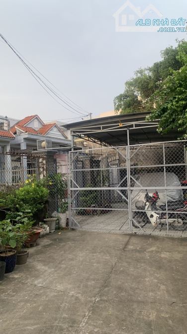 Bán ĐẤT Hẻm Xe Tải đường số 12 TAM BÌNH THỦ ĐỨC DT: 135m2 Giá 6.9 Tỷ TL