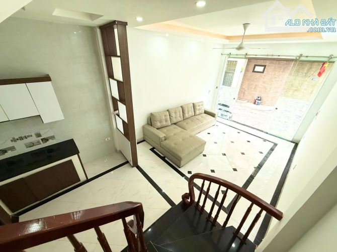 Nhà mới La Nội, Hà Đông, Kinh doanh, ô tô tránh, 36m2, 6 tầng, mt 4m, giá 8,7 tỷ