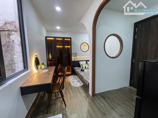 Chỉ 4.5 triệu 30m2 tách bếp Dương Quảng Hàm Gò Vấp full đồ ban công thoáng