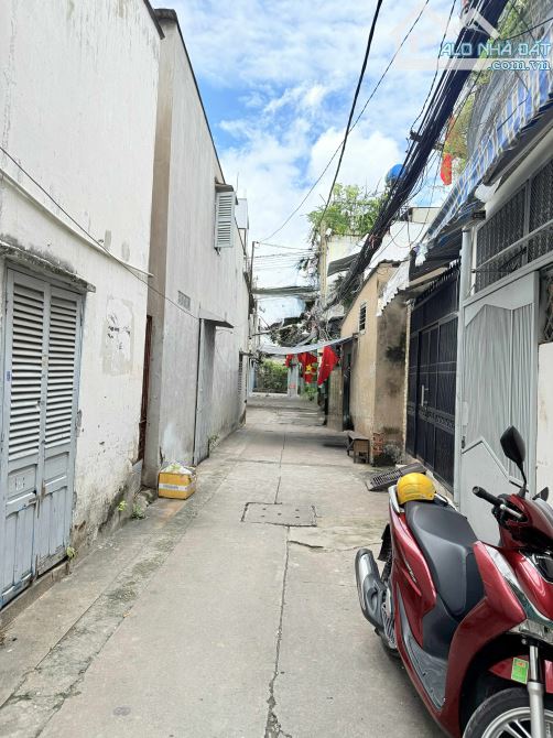 G.âp bán nhà hẻm 536 Âu Cơ Tân Bình 54m, 4.xT