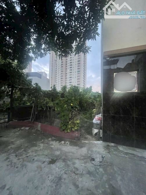 Chợ Thạch Bàn Cổ Linh.5,3tỷ. Mặt tiền 5,15m nở hậu