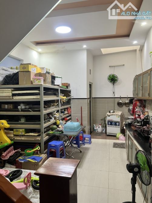 BÙI QUANG LÀ - NỞ HẬU ĐẸP - khu dân cư sầm uất