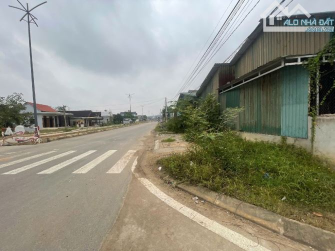 Bán đất mặt tiền trung tâm đường lớn Trưng nữ vương.thành phố huế,giá rẻ,sỗ đỏ sang tên ng
