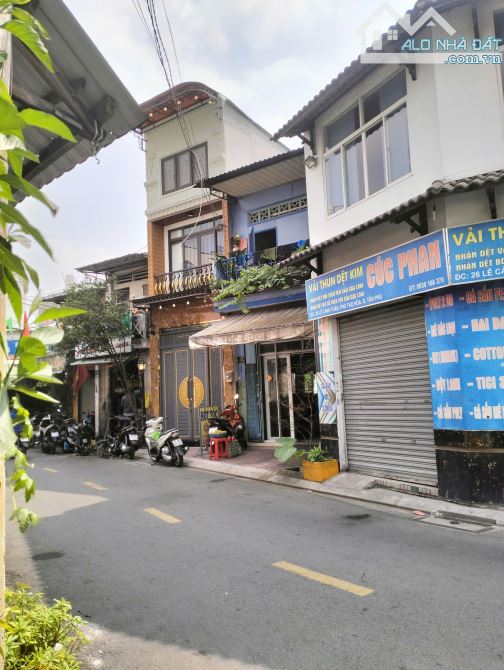 Mình Bán Nhà Đẹp, Khu Dân Cư An Ninh Giá Rẻ, Sát Đường Phú Thọ Hòa. Giá Chỉ 3.6 tỷ