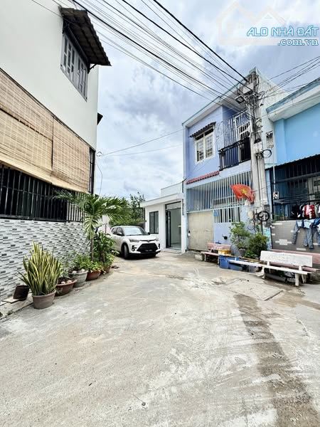 BÁN NHÀ LIỀN KỀ TRƯỜNG ĐẠI HỌC MAKETING KHU VÕ VĂN HÁT, P. LONG TRƯỜNG, TP THỦ ĐỨC