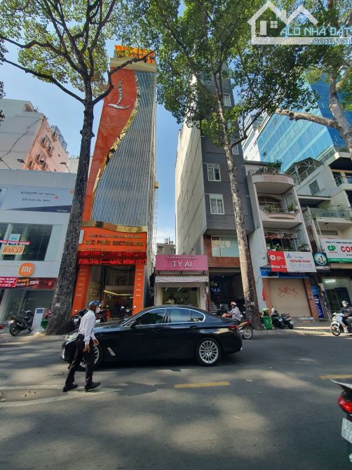 4x25m 8 lầu- Mặt tiền 11 TÔN THẤT THUYẾT- Q1, chỉ 52 tỷ, giá đầu tư