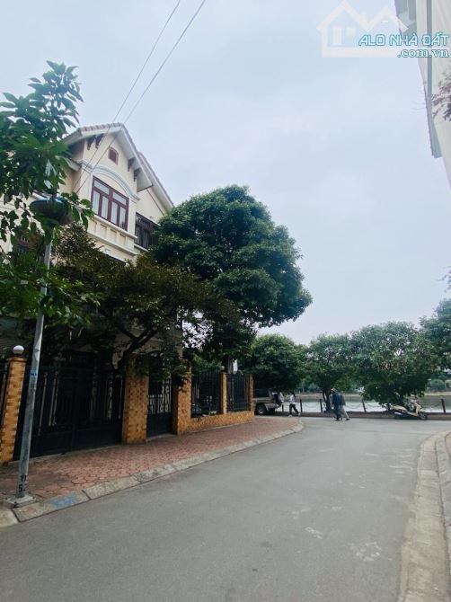 📣 CHỈ 85 TỶ 💎 BIỆT THỰ VIEW HỒ TRIỆU ĐÔ – LÔ GÓC 2 MẶT TIỀN – ĐẲNG CẤP CÓ 1-0-2 💎