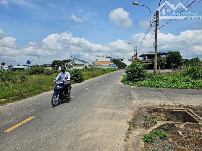 CẦN TIỀN CHUỘC CON BÊN CAM- BÁN GẤP LÔ GÓC TÂN THÔNG HỘI 216M2- 395TR