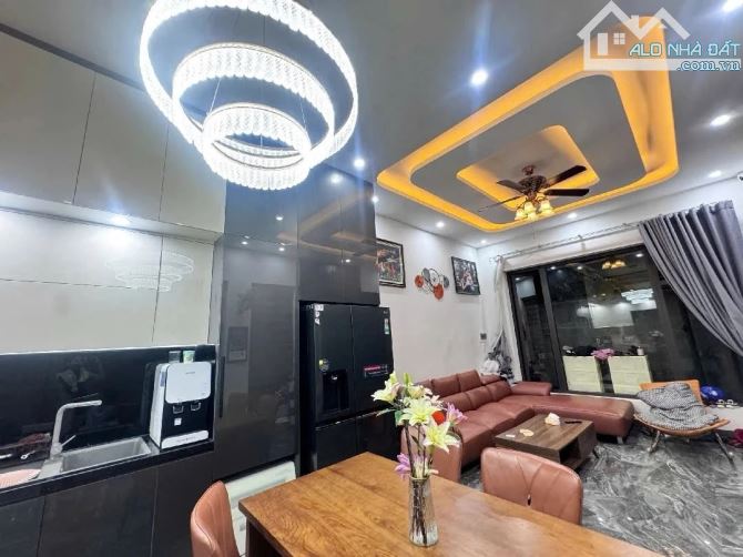 🏡 SIÊU PHẨM BIỆT THỰ VƯỜN 3 TẦNG – LƯƠNG ĐÌNH CỦA – VIEW SÔNG THĂNG LONG – GIÁ CHỈ 13.xT