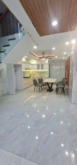 Nhà bán: đường trường chinh, Q Tân bình, DTSD 68m2, 5 tầng, giá bán 7,8tỷ