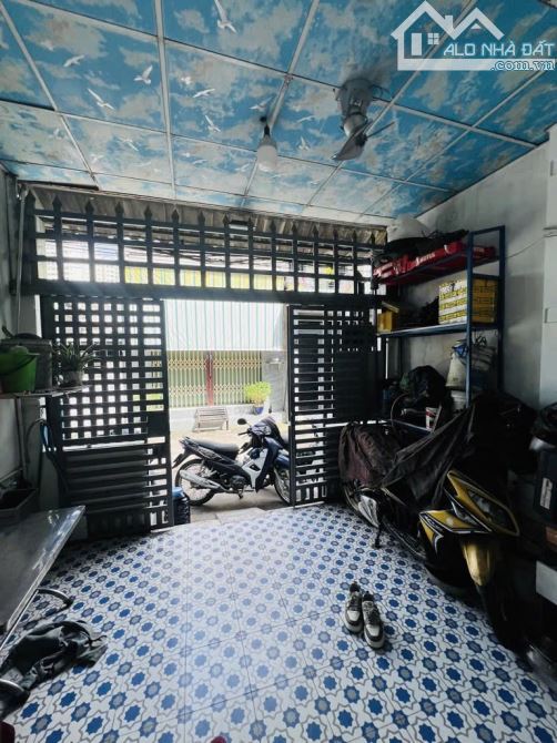 Bán nhà 2 tấm đường số 1 . Tân Tạo A