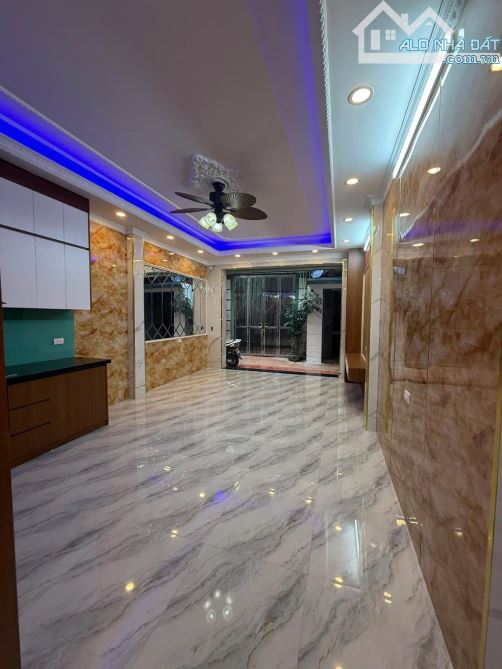 BÁN NHÀ PHỐ TAM TRINH - NHÀ MỚI KONG - THIẾT KẾ HIỆN ĐẠI - NỘI THẤT NHẬP KHẨU