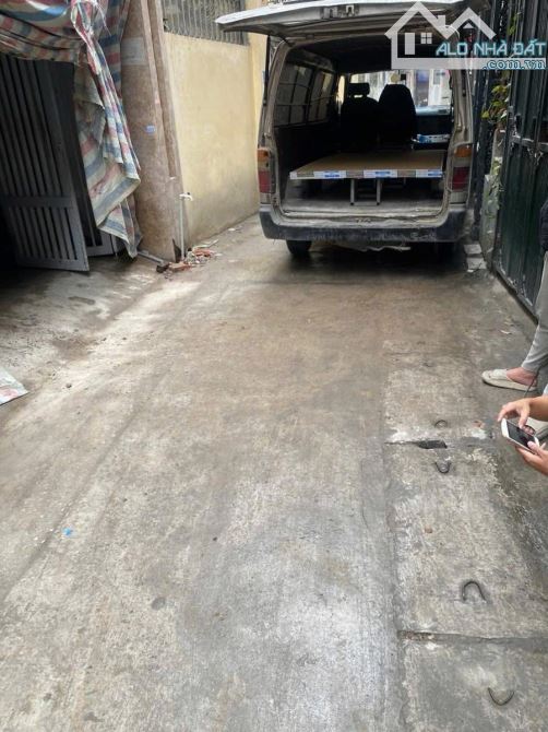 Bùi xương Trạch CCMN 19 phòng ngõ ô tô thông 85m 7 tầng Mt5m giá 20.5 tỷ