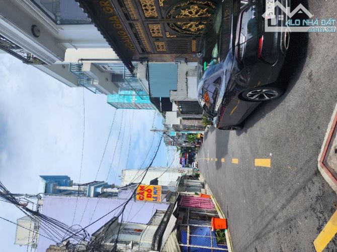 🏡 Nhà đẹp 3 tầng 60m2 hẻm 8m, chỉ 5tỷ18. Cách mặt tiền Nguyễn Ảnh Thủ 20m. Ô tô vào nhà.