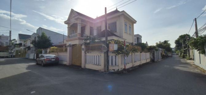 bán nhà góc 2 mặt tiền khu dân cư phúc hải, cần tiền bán gấp gấp giá tốt nhất thị trường