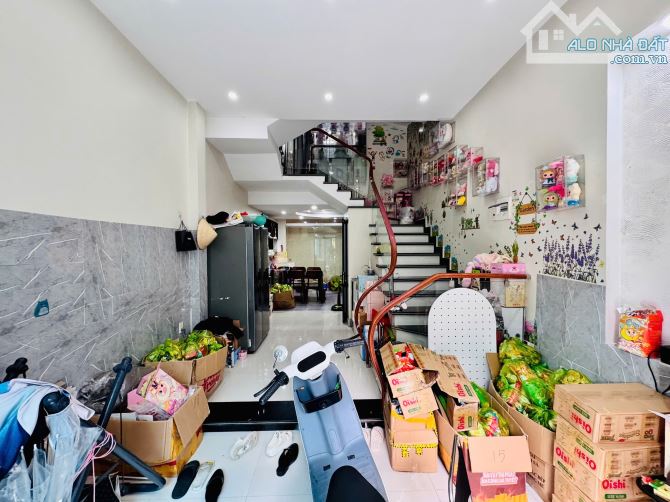 BÁN NHÀ MẶT NGÕ TRẠI LẺ – Ô TÔ TRÁNH, KINH DOANH NHỎ!