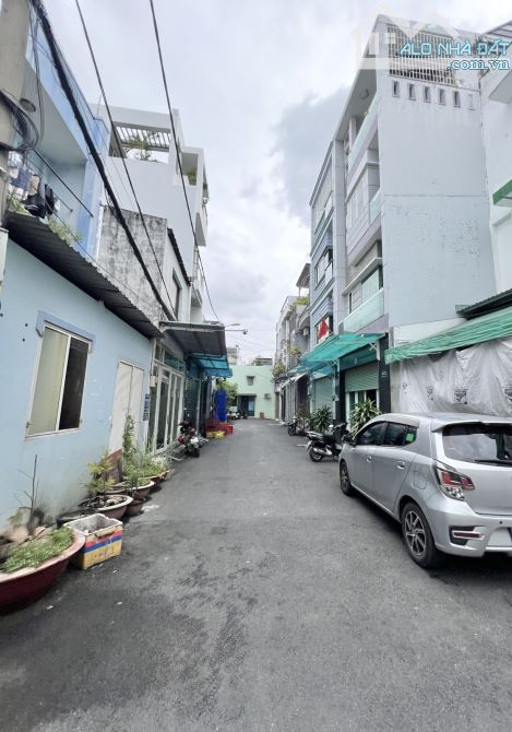 TÂN PHÚ- HẺM NHỰA Ô TÔ – 3 TẦNG - 53M2 - NGAY GÒ DẦU - GIÁ CHỈ 5.9 TỶ 🚗