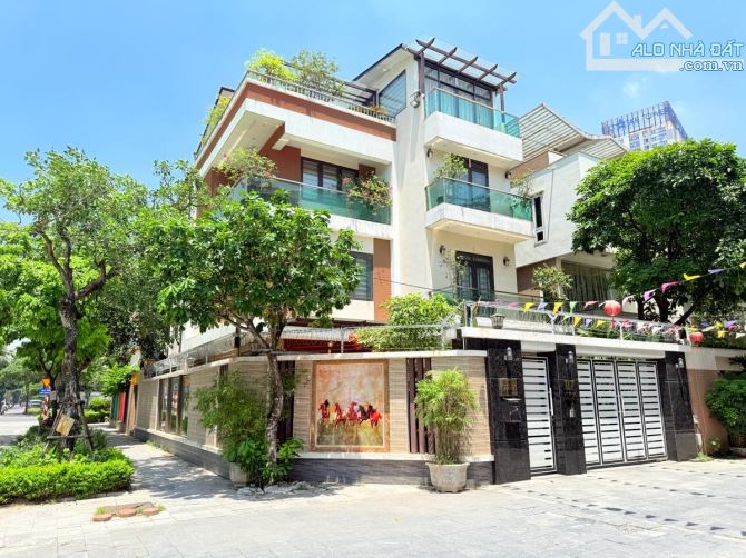 Gấp! Biệt thự lô góc Ô Đồng Lầm - Hồ Ba Mẫu, ô tô tránh đỗ, KD, sân vườn, 127m*5T