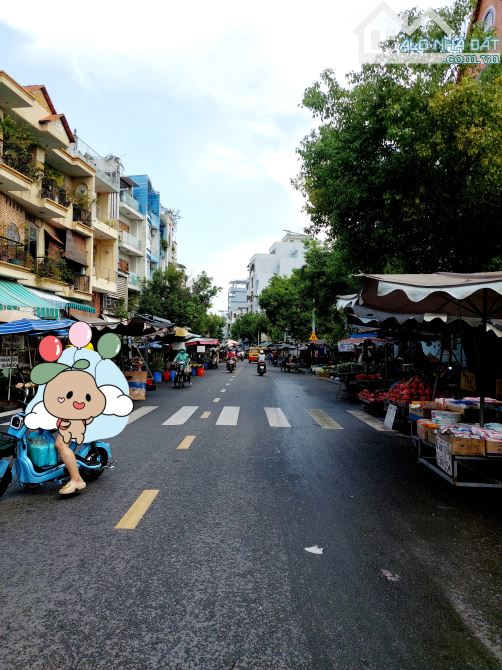 Bán nhà gần chợ Cây Quéo, 4 tầng BTCT, sát MT Hoàng Hoa Thám