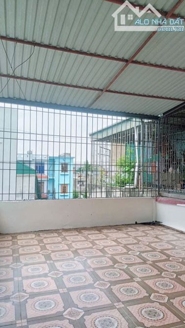 💧 Nhà 2,5 tầng dân xây tại tổ 11,12 Tiền Phong Thái Bình