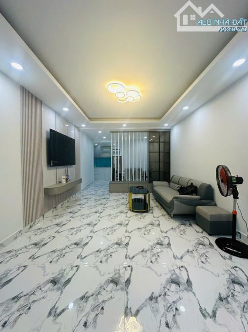 Siêu Phẩm nhà mới - DT 46m2 - 2 tầng - Nguyễn Trọng Tuyển - Lê Văn Sỹ - giá chỉ 6 tỷ 250tr