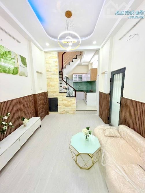 Nhà đẹp Không Lộ Giới - 24m2 - 3 tầng full nt - 3.85 Tỷ Tl