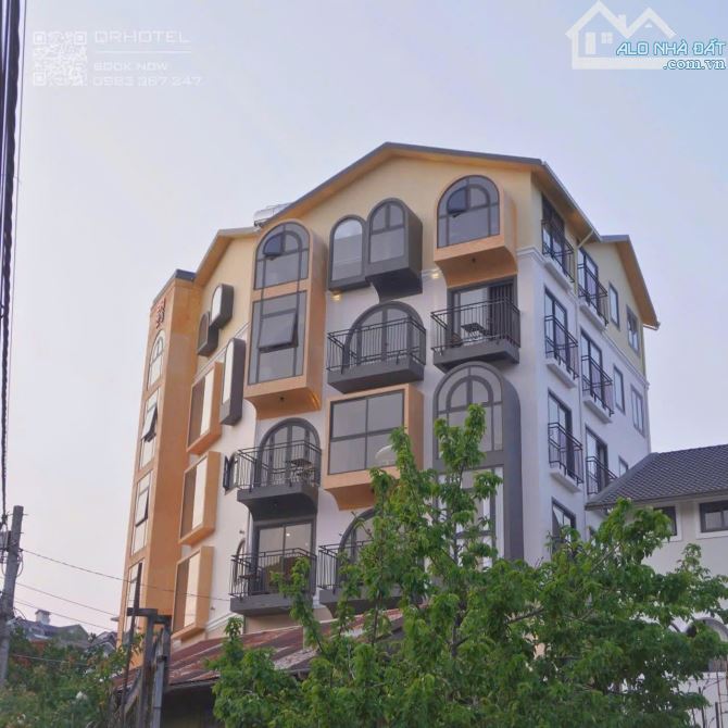 KHÁCH SẠN 343M2 VỚI 33 PHÒNG GÓC 2 MẶT TIỀN TRUNG TÂM ĐÀ LẠT