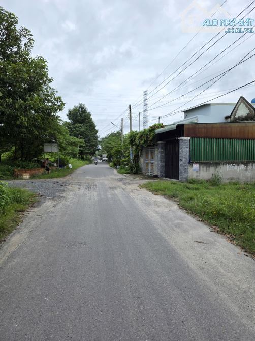 1,6Tỷ TL🔥Bán đất 122m2 tặng nhà cấp 4 , MT đường TPK36, p.Thái Hòa, Tp.Tân Uyên