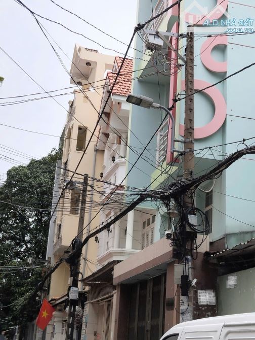 5 TẦNG- 4.2 x 19M VUÔNG- KHU ĐỒNG BỘ- HXH- ĐÀO DUY ANH P9 PN- GIẢM CÒN 14,8 TỶ