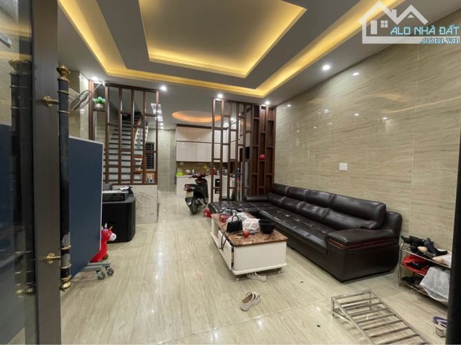 Chính chủ cần bán nhà phố Bà Triệu, Hà Đông, DT 52m 4 tầng, ngõ thoáng, ô tô, chỉ 7.5 tỷ