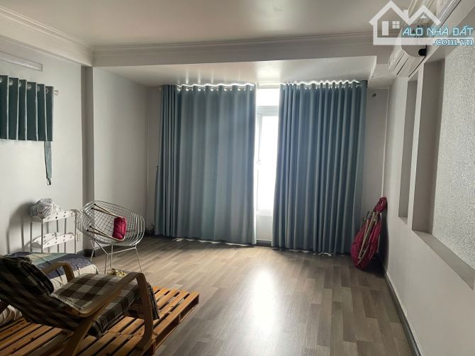 bán nhà hẻm to , q3 .. 4,16x13m ( 63,4m2) 4 tầng , đẹp , giá 14,5 tỷ tl