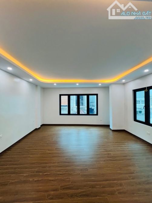 🏠 TRẦN ĐẠI NGHĨA –CÁCH PHỐ 20M, NHÀ MỚI XÂY – LÔ GÓC – GARA Ô TÔ – THANG MÁY NHẬP 🚗  Ngõ